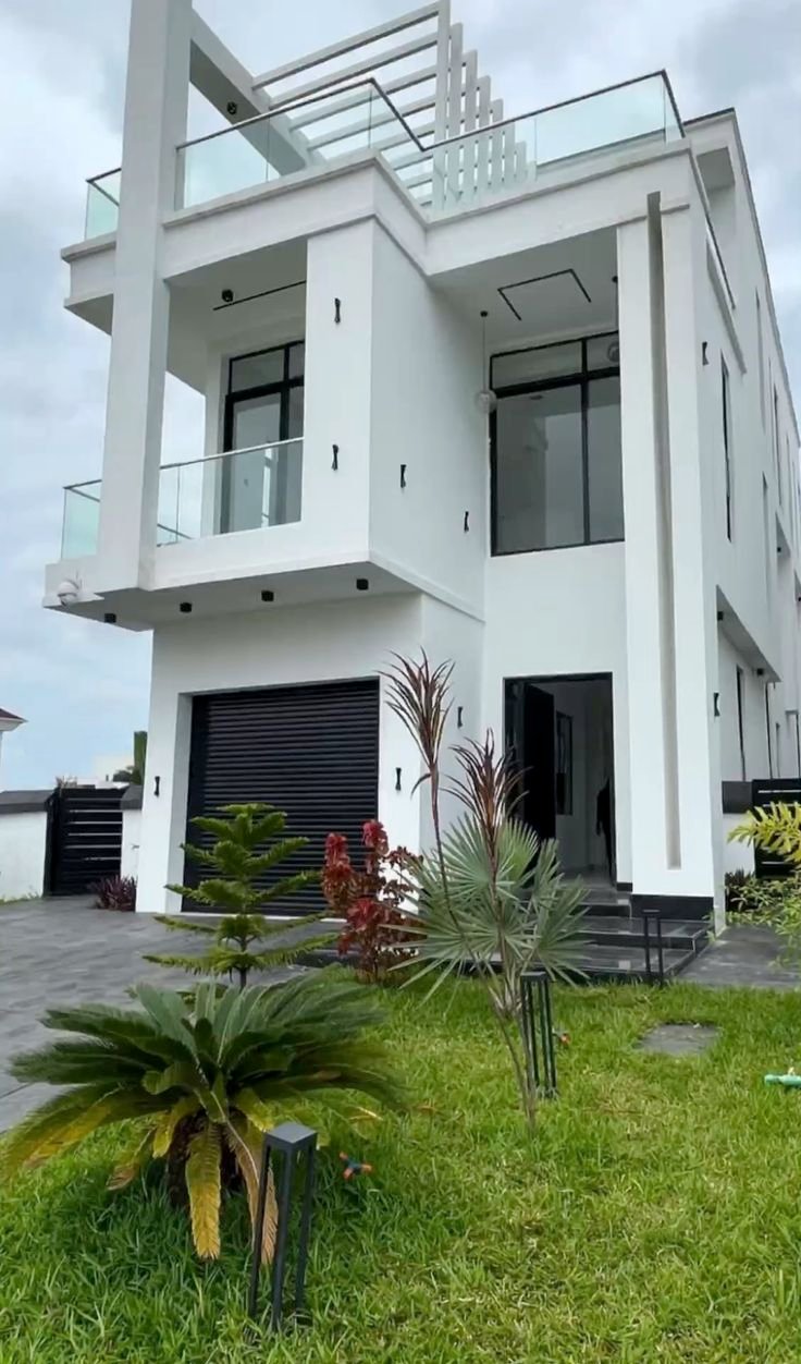 4 Bedroom Luxury Duplex for Rent